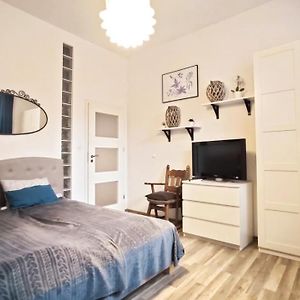 Tenczynska 4 B Starowka Aparts By Homeprime